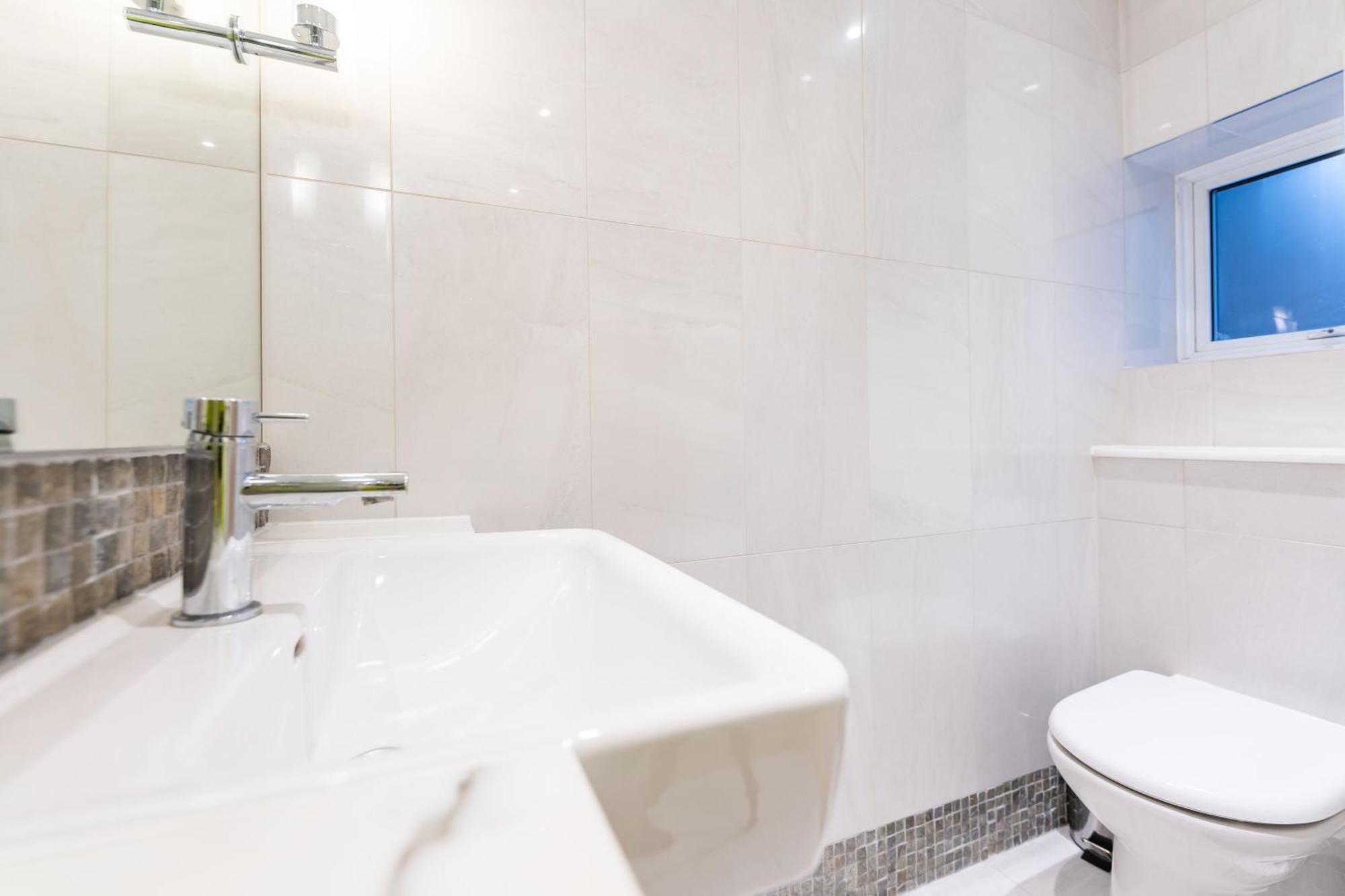 Luxury 6 Bedroom House In Southwick Street London Exterior photo