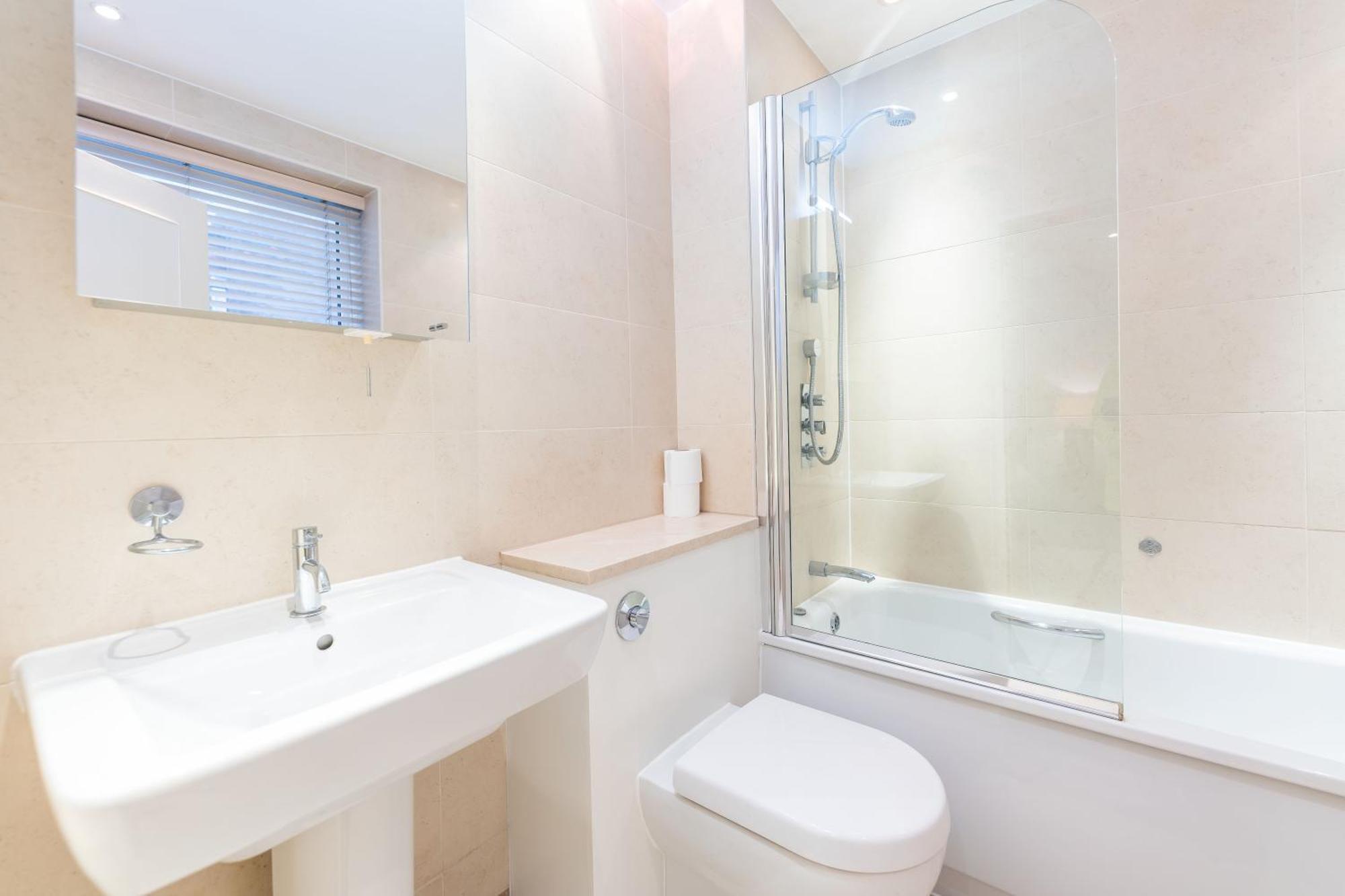 Luxury 6 Bedroom House In Southwick Street London Exterior photo